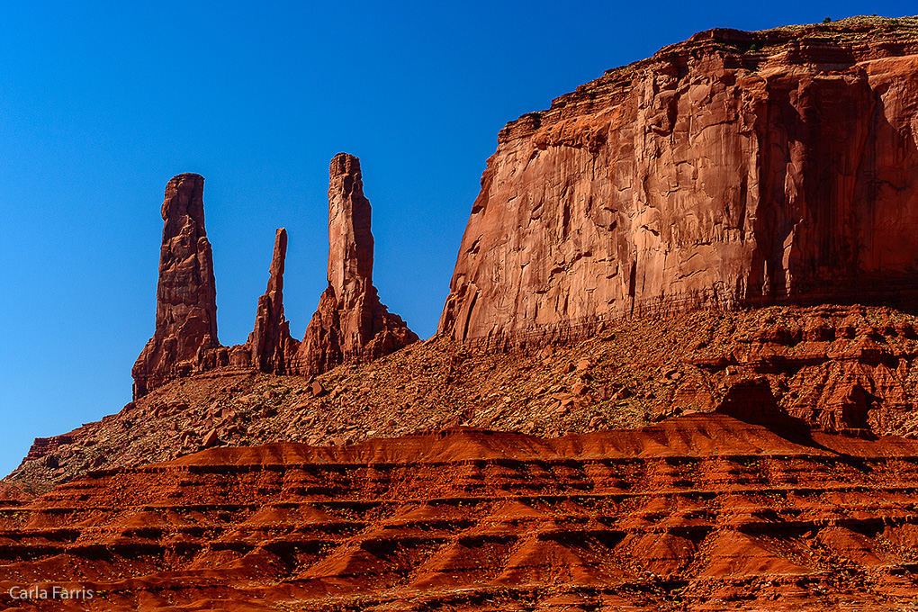 Monument Valley - Three Sisters